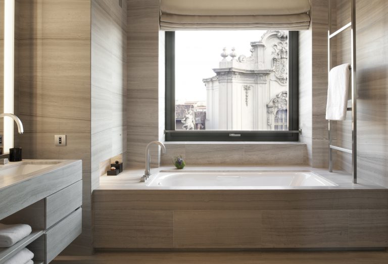 Armani Hotel Milano_Deluxe Room