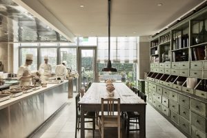 Hotel VIU Milan Chefs Table (2) - Copia