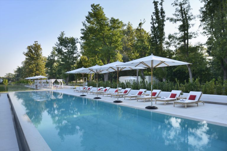 JW Marriott Venice Resort & Spa Family_Pool1-min