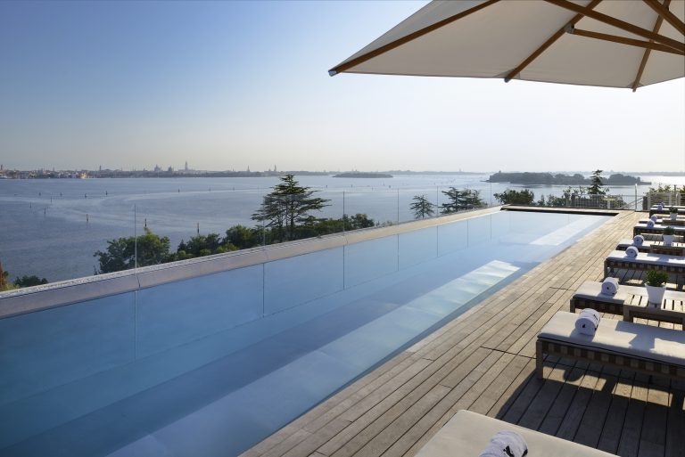 JW Marriott Venice Resort & Spa Rooftop_Pool15