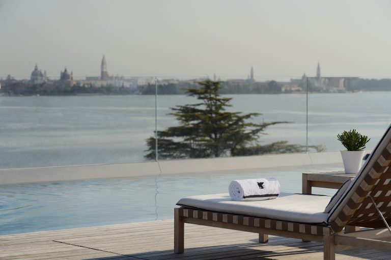 JW Marriott Venice Resort & Spa Rooftop_Pool16