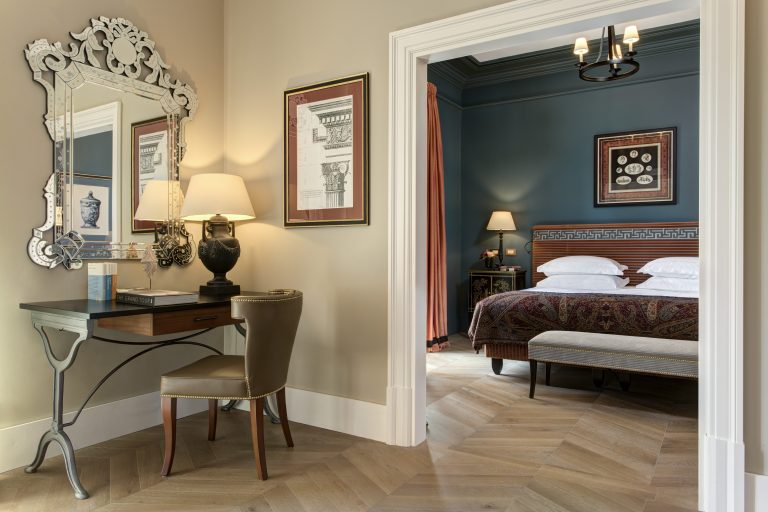 RFH Hotel de la Ville - Executive Suite #524 6768 JG Jul 19