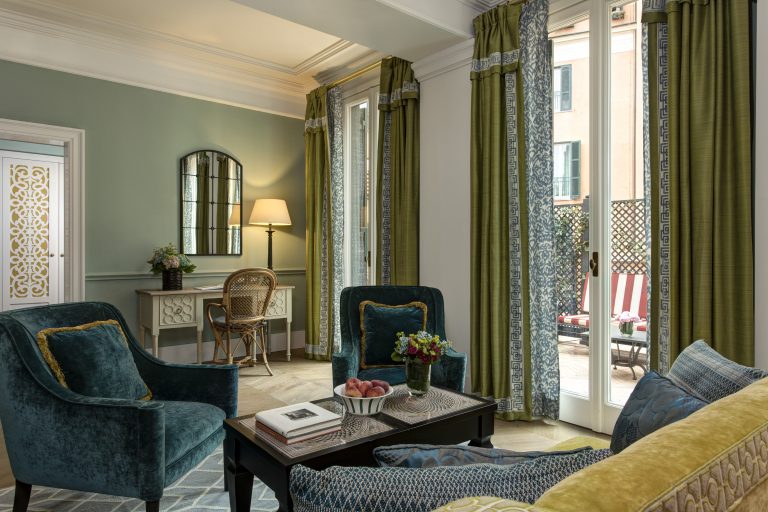 RFH Hotel de la Ville - Grand Junior Suite w Terrace #425 6588 JG Jul 19