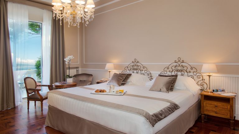 Grand Hotel Miramare Deluxe_room_king_seaview_balcony