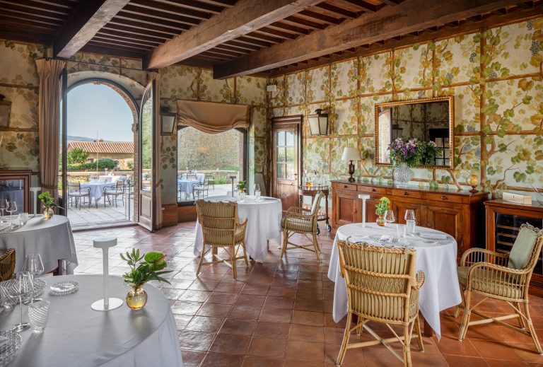 Castello Banfi - la_sala_dei_grappoli_restaurant_3152
