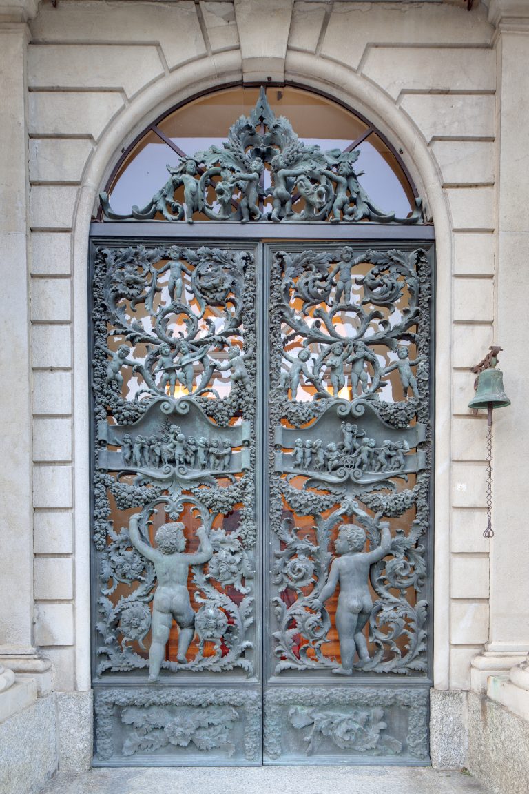 Passalacqua - 1 Central Doors