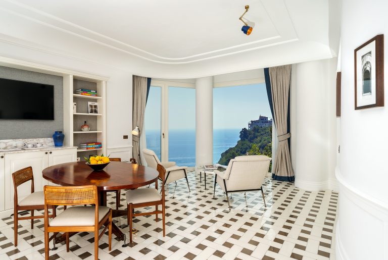 Borgo Santandrea - Corner Suite #401 Living Room ph_UmbertoD'Aniello