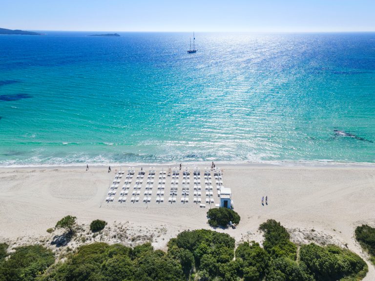 12_Baglioni_Resort_Sardinia_beach (1)