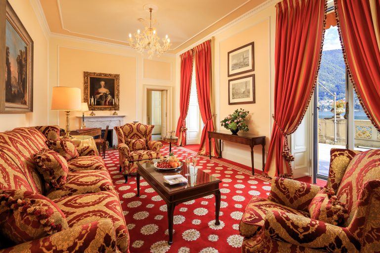 Villa d'Este - Cardinal Suite table with aperitif