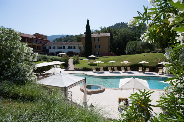 La_Meridiana_from_the_pool