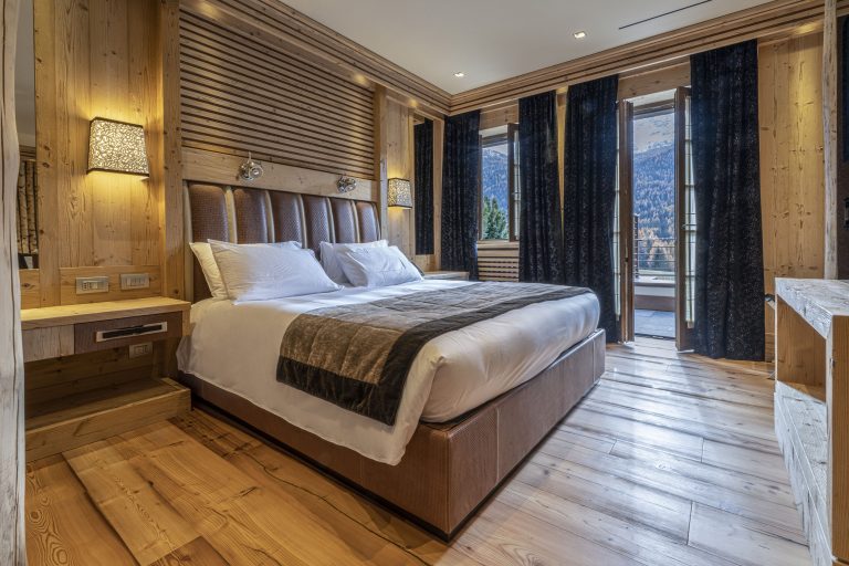 Rosapetra - Dolomites Suite - open space bedroom