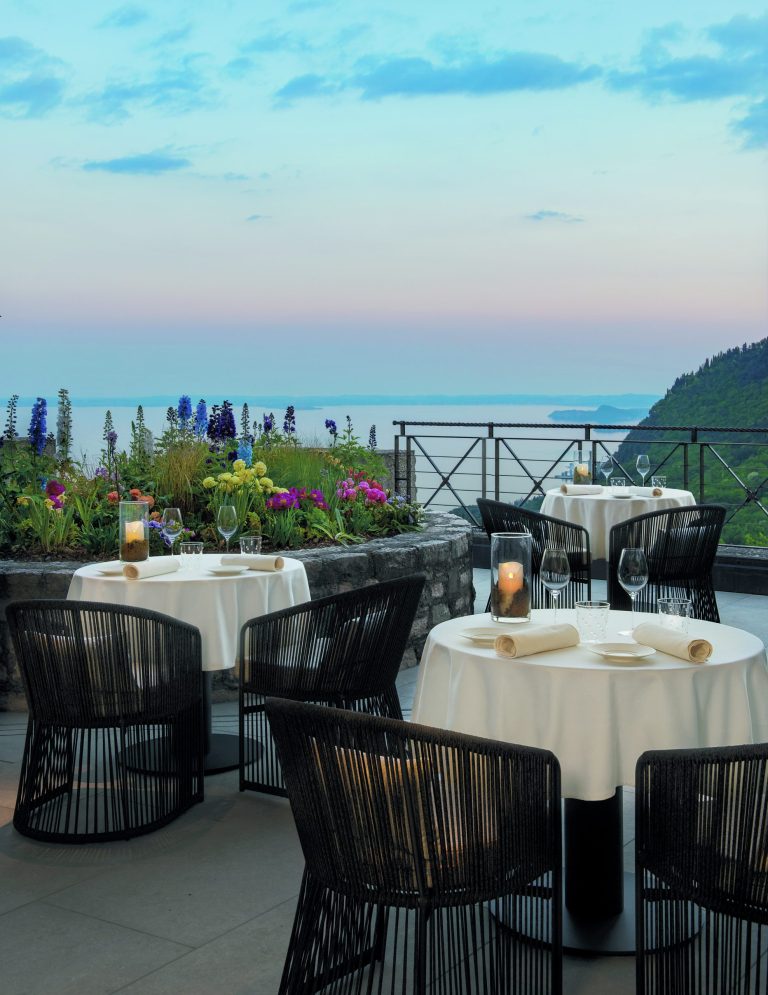 Lefay - Lefay-Resort-SPA-Lago-di-Garda-Pool-Gramen-Terrace-2-scaled