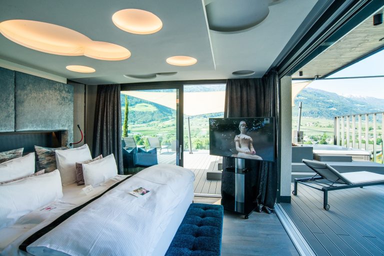 Preidlhof - Penthouse Suite Dolce Vita Premium Bedroom