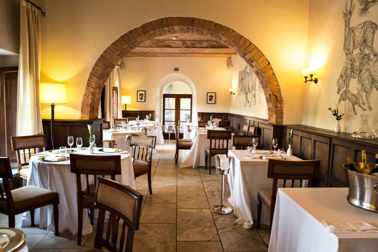 Castel Monastero - Contrada restaurant