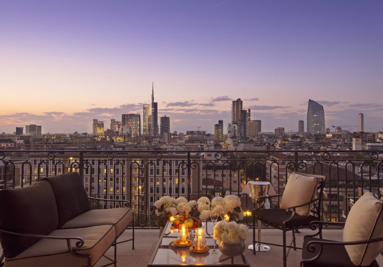 Palazzo Parigi - Penthouse Suite view