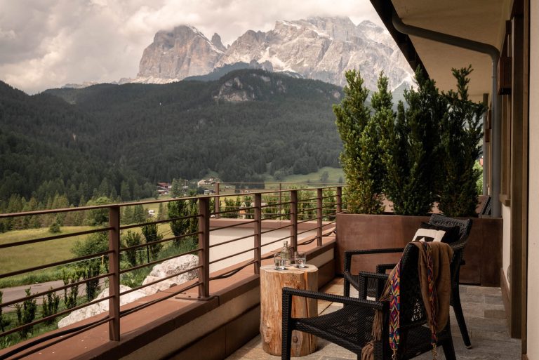 Rosapetra - Dolomites suite terrace view 1