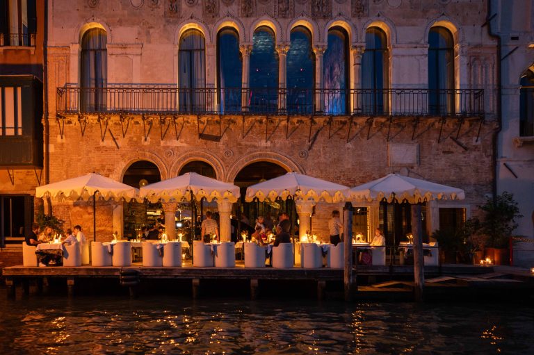 The Venice Venice Hotel - Facade-terrace